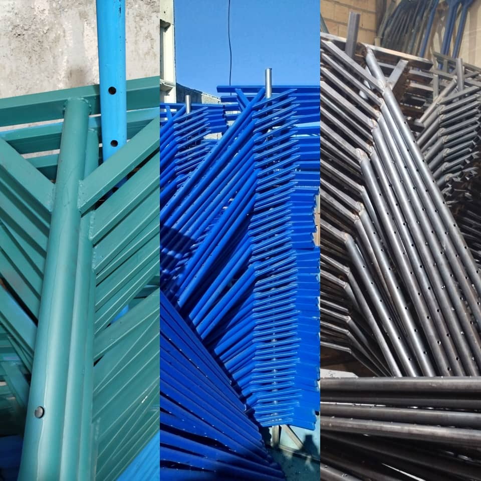 Metal construction metal pile jack